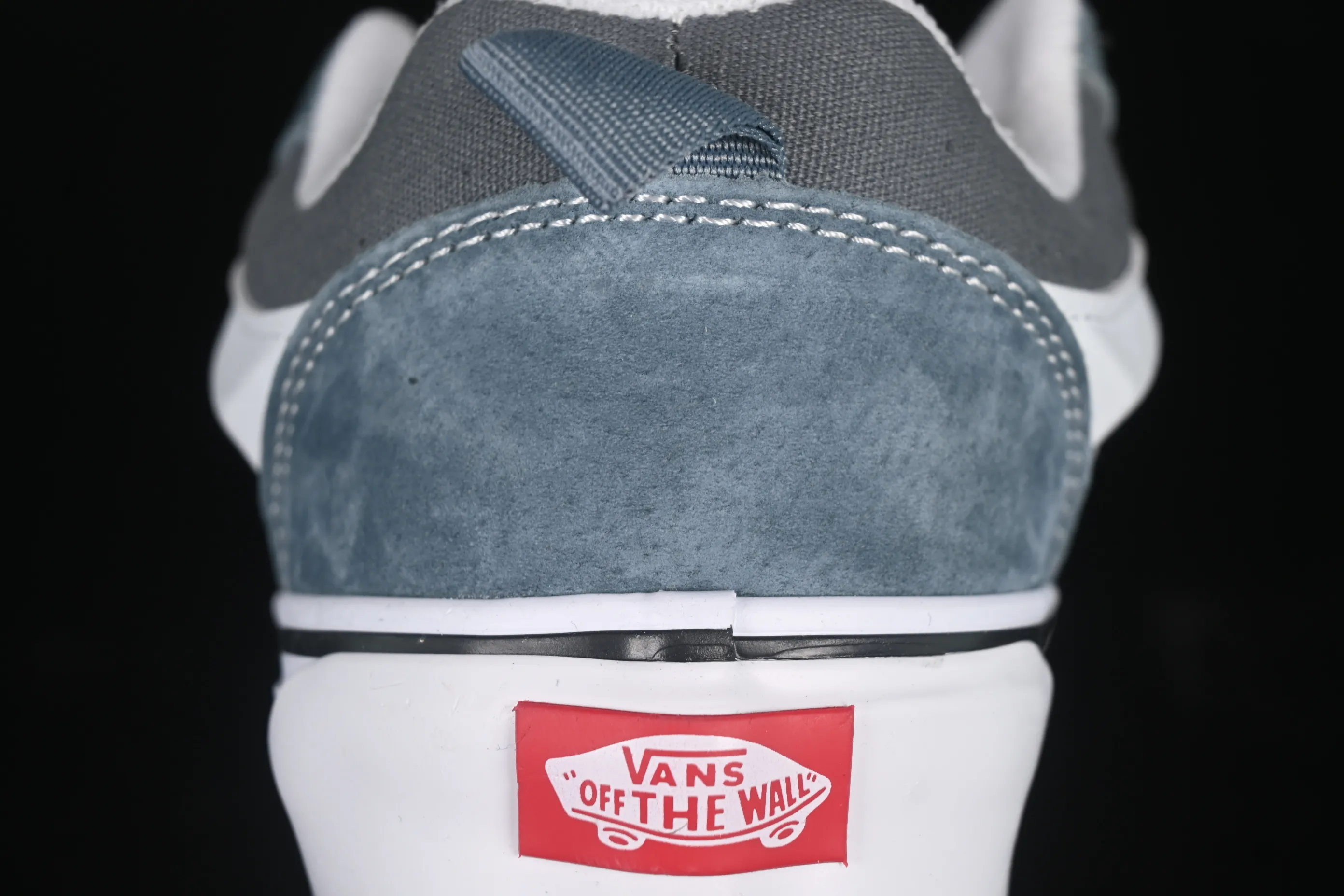 All categories Vans Vans series Vans Low Vans low-top Vans Knu Skool Vans low-top retro casual fat bread shoes VN0009QC6BT
